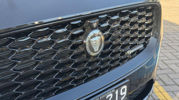2024 MY24.75 Jaguar E-PACE X540 R-Dynamic SE SUV image 4
