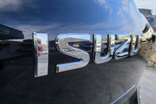 2021 Isuzu MU-X RJ LS-T SUV Image 13