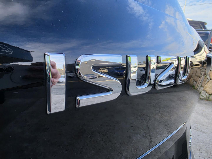 2021 Isuzu MU-X RJ LS-T SUV Image 13