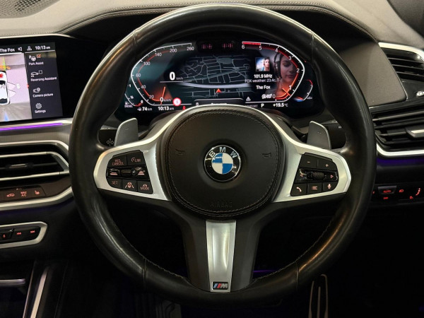 2022 BMW X6 G06 xDrive30d M Sport SUV image 15