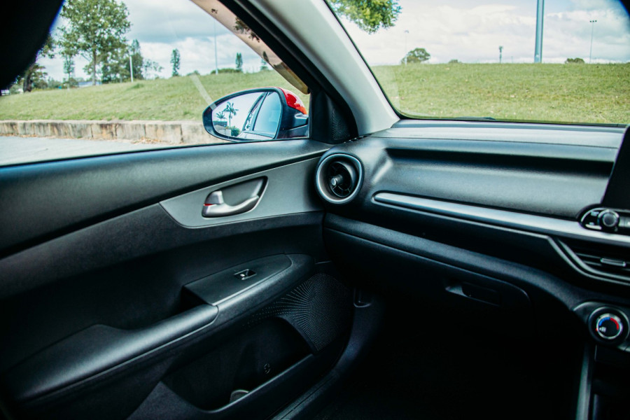 2019 MY20 Kia Cerato BD Sport Sedan Image 32