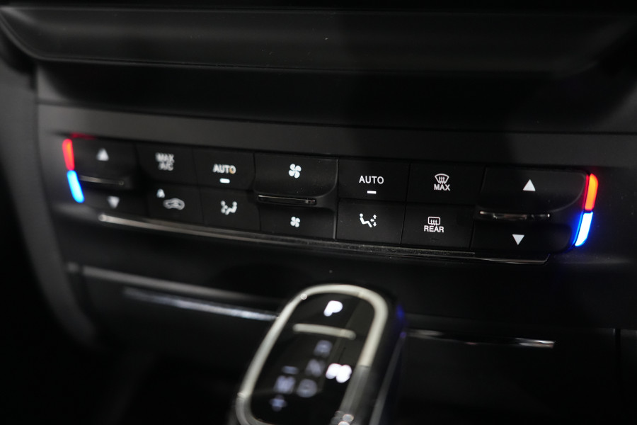 2021 Maserati Ghibli Sedan Image 17