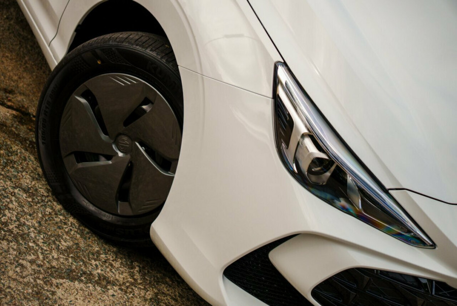 2025 MY25.5 MG MG3 ZP22 Vibe Hatch Image 6