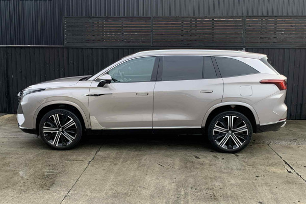 2026 MY25 MG QS IS31 Essence SUV Image 20