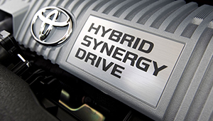 Prius V Hybrid Engine System