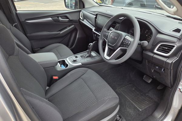 2026 Isuzu MU-X RJ LS-M SUV Image 9