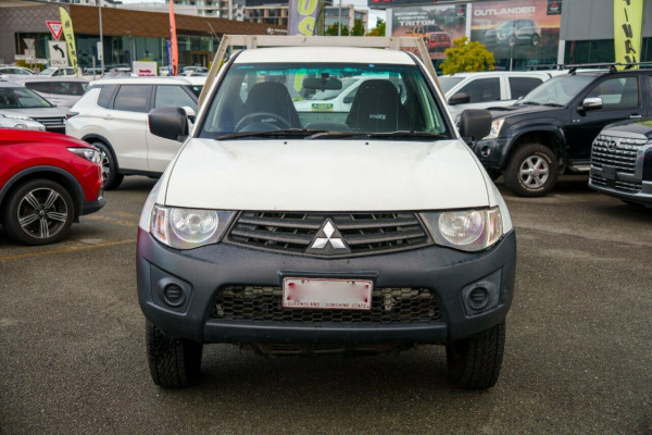 2014 MY15 Mitsubishi Triton MN GL Cab Chassis Image 5