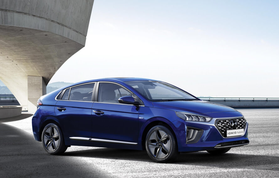 IONIQ Hybrid Two hearts one beat (combined petrol & electric).