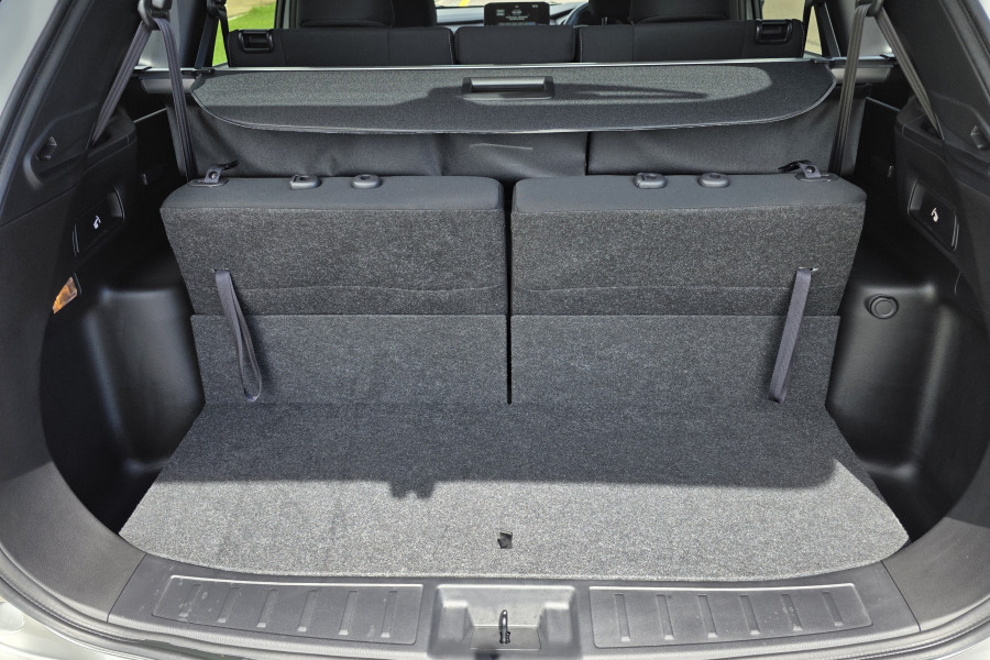 2023 MY24 Mitsubishi Outlander ZM LS SUV Image 12