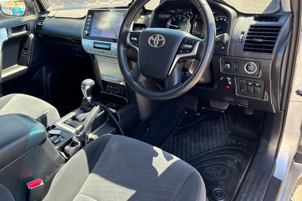 2022 Toyota LandCruiser Prado GDJ150R GXL SUV Image 16