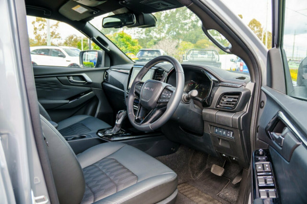 2025 MY25.5 Isuzu D-MAX RG BLADE Ute Image 15