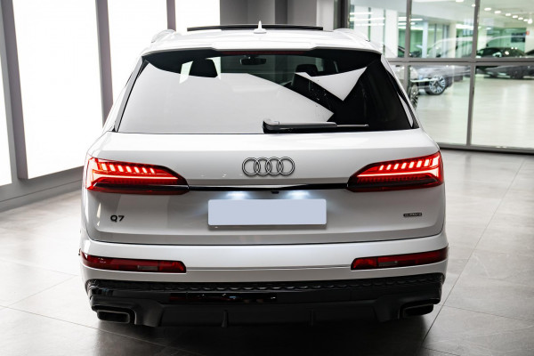 2025 MY26 Audi Q7 4M TFSI 250kW S line SUV image 4