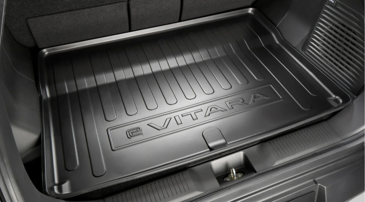 e VITARA Tray Luggage Mat