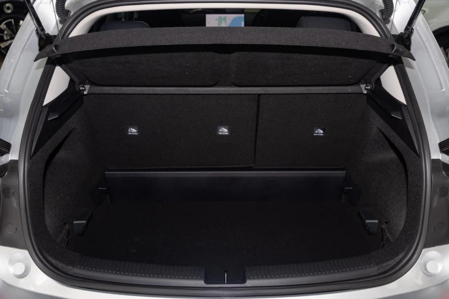 2026 MG MG4 EV Urban AH4E Essence 43 Hatch Image 9