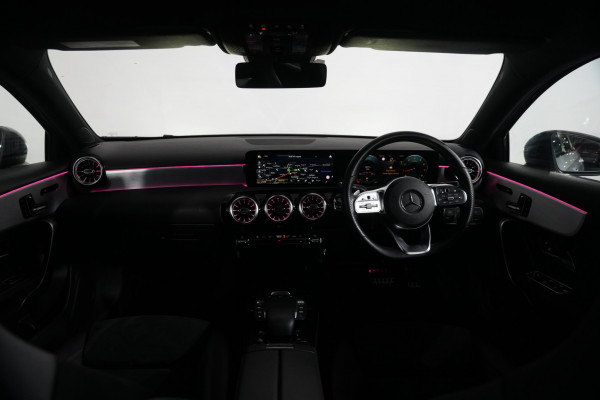 2022 Mercedes-Benz A-Class A180 Hatch image 13