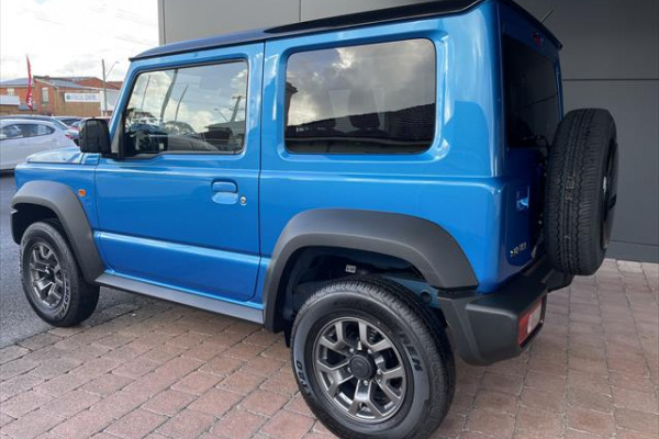 2024 Suzuki Jimny GLX Wagon Image 5