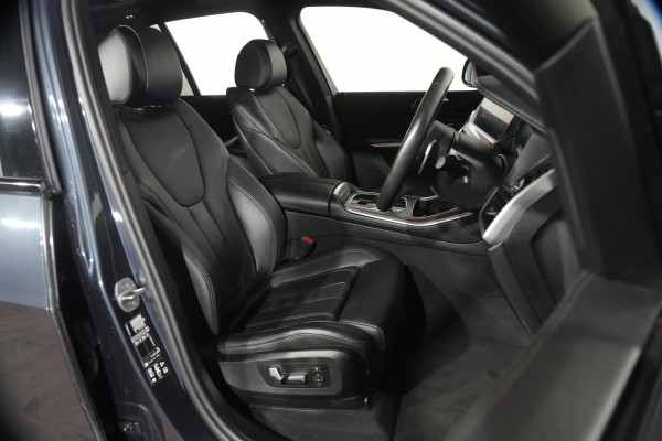 2022 BMW X5 xDrive30d SUV image 29
