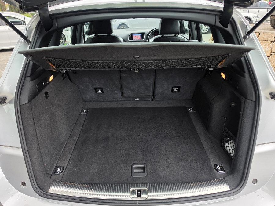 2013 Audi SQ5 8R TDI SUV Image 15