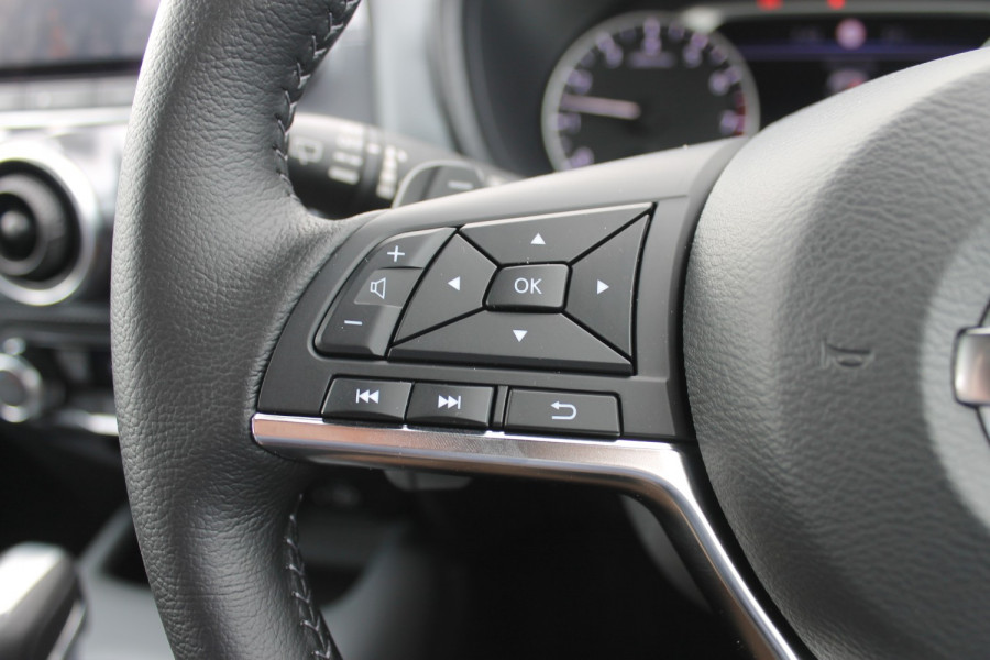 2020 Nissan JUKE F16 ST-L Suv Image 12