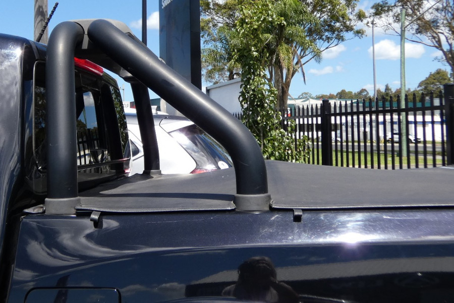 2018 Nissan Navara D23 SERIES III MY18 ST 4X4 BLACK EDITION Ute Image 7