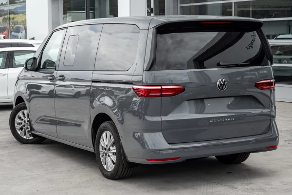 2025 MY26 Volkswagen Multivan T7 TDI360 Life LWB People Mover Image 2