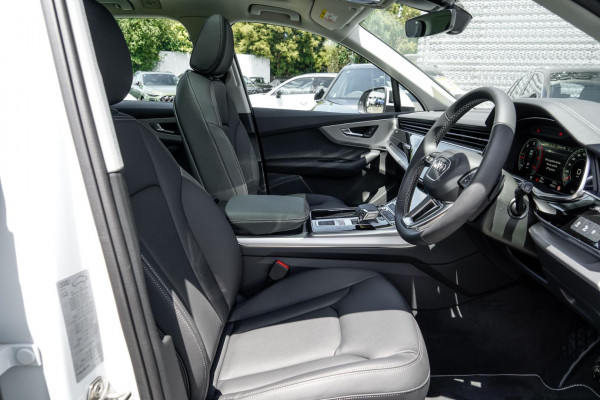 2025 Audi Q7 4M 45 TDI SUV image 7