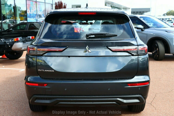 2026 MY25 Mitsubishi Outlander ZM ES SUV Image 18