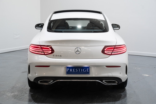 2020 Mercedes-Benz C-Class C200 Coupe Image 10