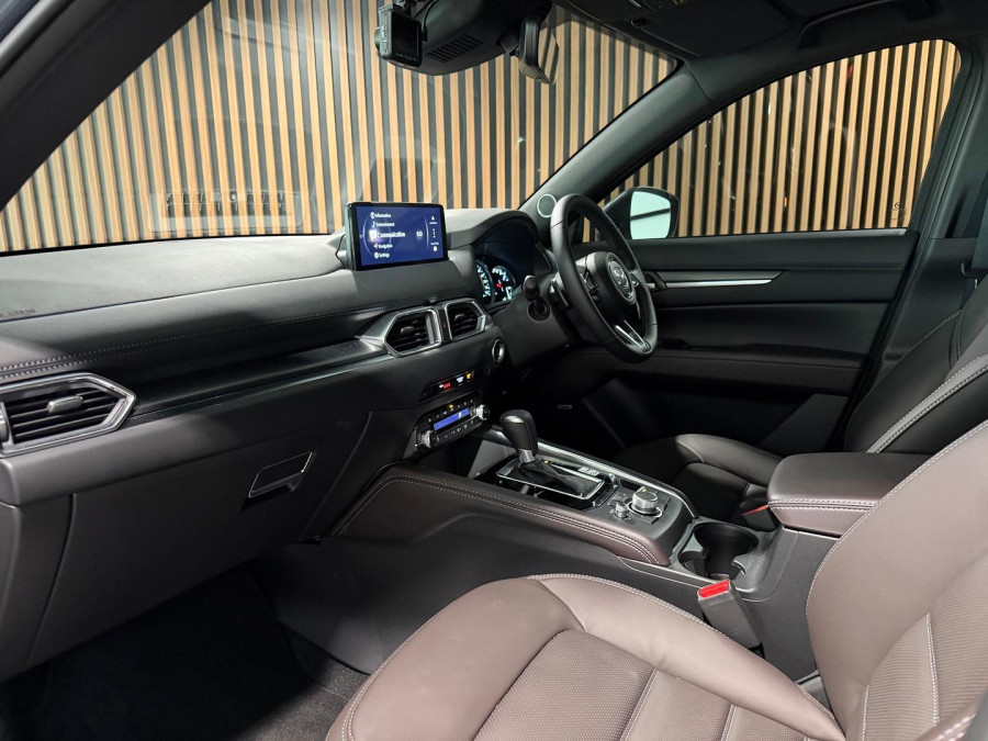2026 Mazda CX-5 KM Series G25 Akera SUV Image 19
