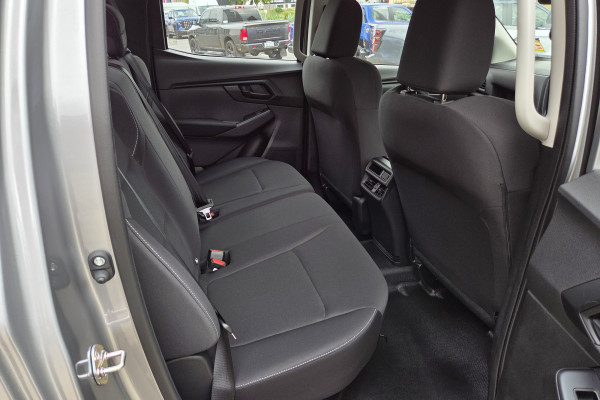 2025 MY25.5 Isuzu D-MAX RG SX Cab Chassis Image 10