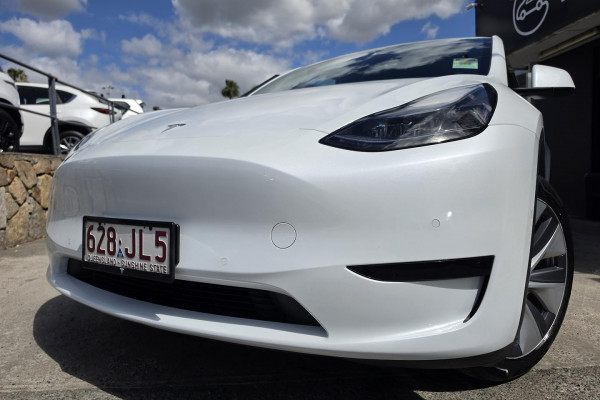 2023 Tesla Model Y  Rear-Wheel Drive SUV Image 2
