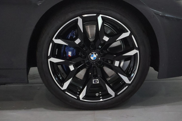2025 BMW 3 Series G20 LCI II 330i M Sport Sedan image 6