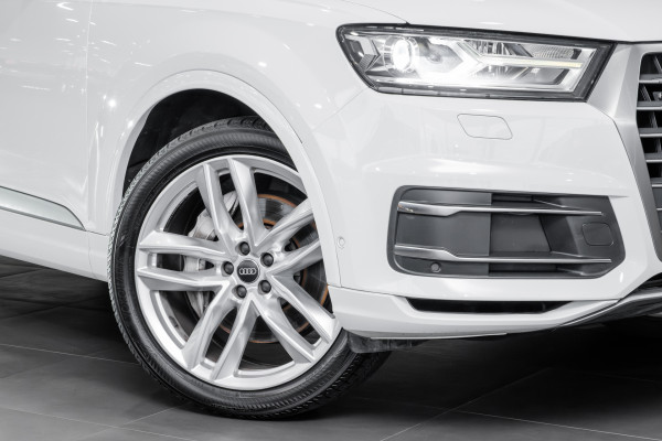 2017 MY18 Audi Q7 4M TDI Wagon image 6