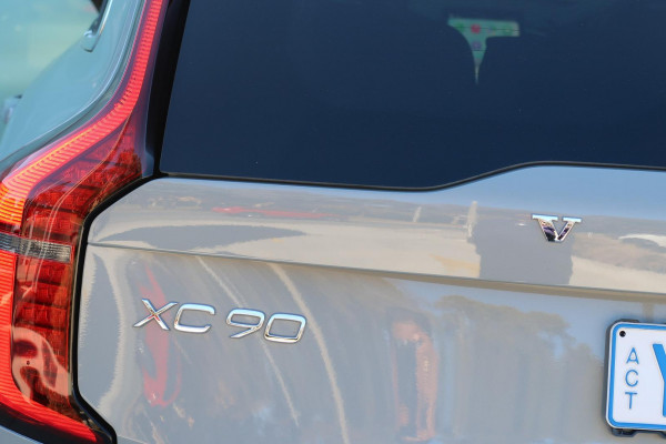 2025 Volvo XC90 L Series Ultra B5 Bright SUV Image 28