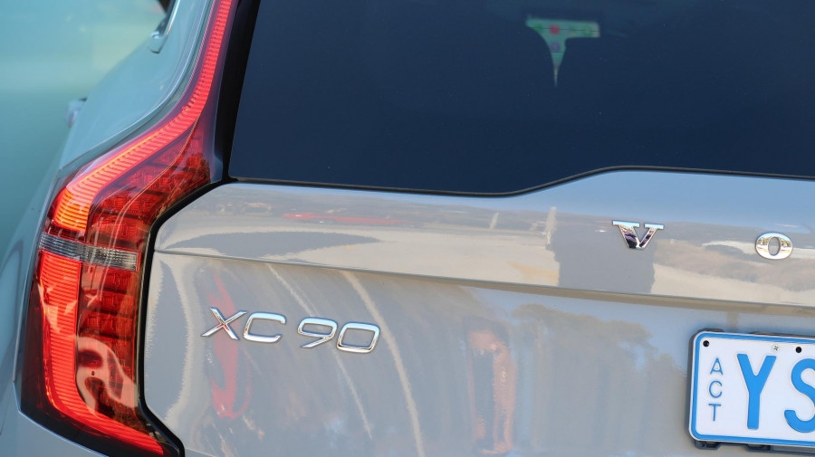 2025 Volvo XC90 L Series Ultra B5 Bright SUV Image 28