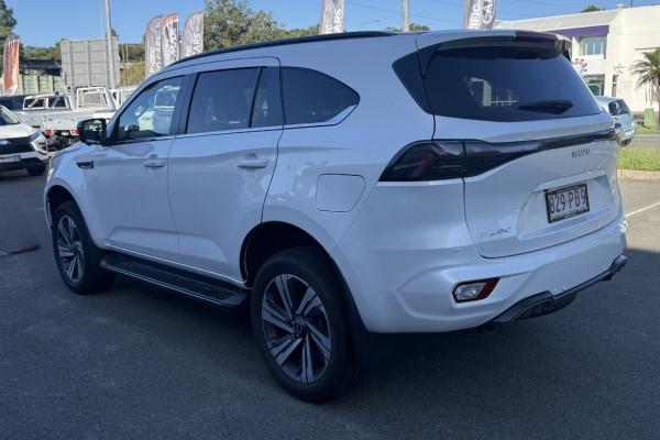 2025 MY25.5 Isuzu MU-X RJ LS-T SUV Image 7