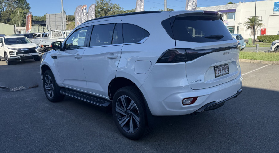 2025 MY25.5 Isuzu MU-X RJ LS-T SUV Image 7