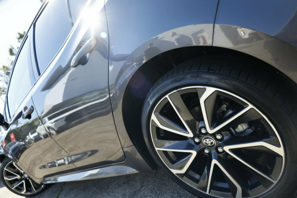 2022 Toyota Corolla ZWE219R  ZR Hybrid Hatch Image 4