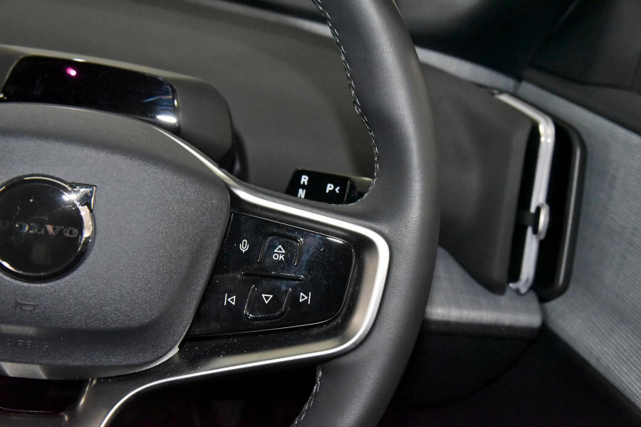 2024 MY25 Volvo EX30  Twin Motor Performance Ultra SUV Image 19