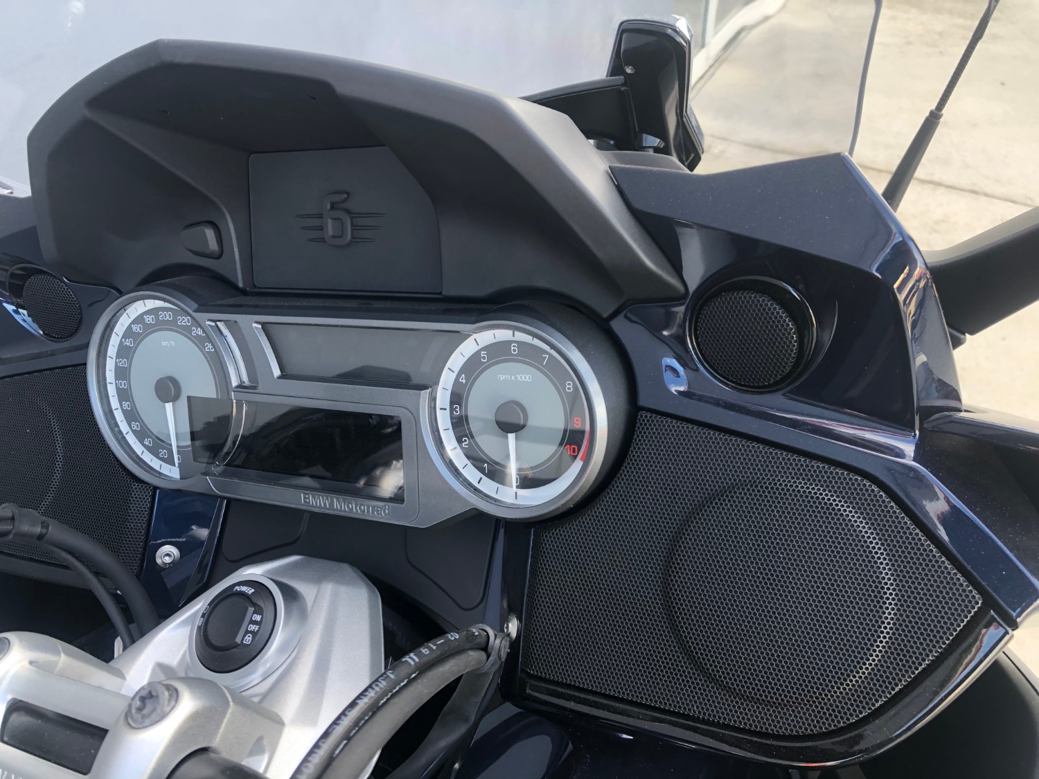 2019 BMW K1600 B Deluxe Motorcycle Image 34