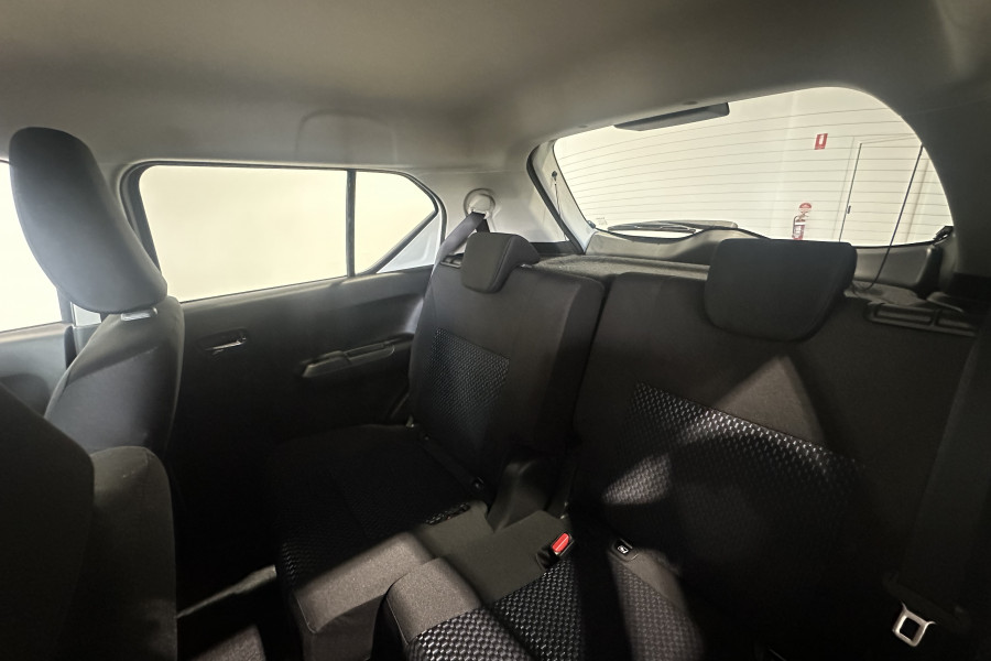 2024 MY23 Suzuki Ignis MF Series II GLX SUV Image 14