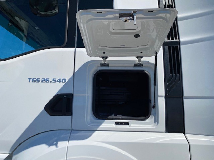 2023 MAN TGS Truck Image 17