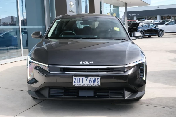 2025 MY26 Kia K4 CL4m S Hatch Image 2