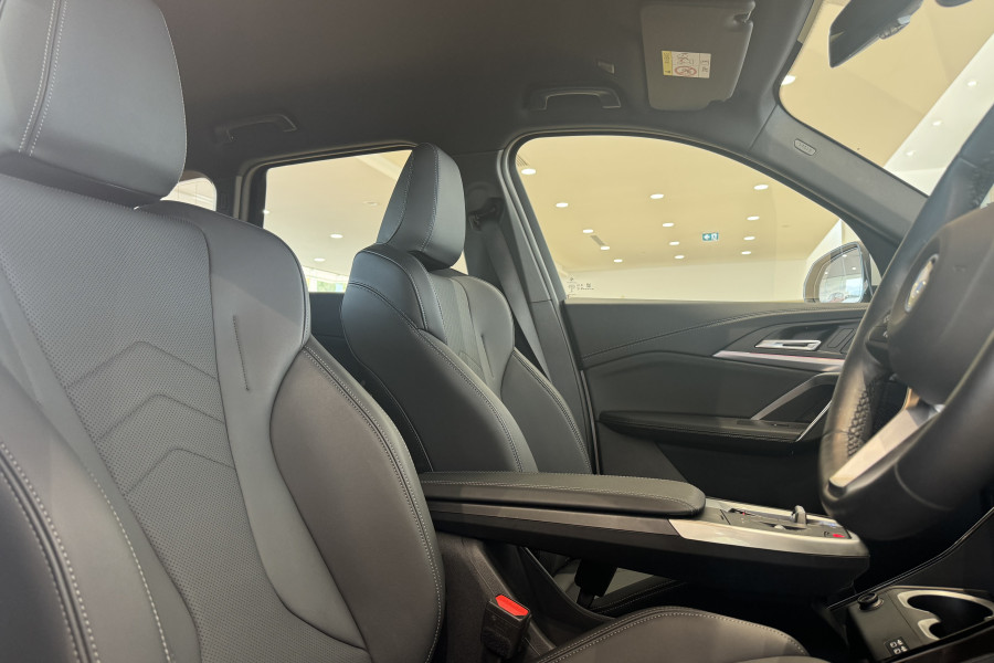 2023 BMW iX1 U11 eDrive20 xLine SUV Image 17