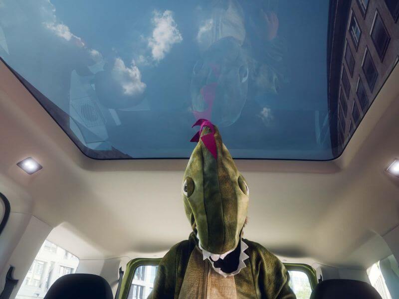 Brighten up your drive Sunroof Image