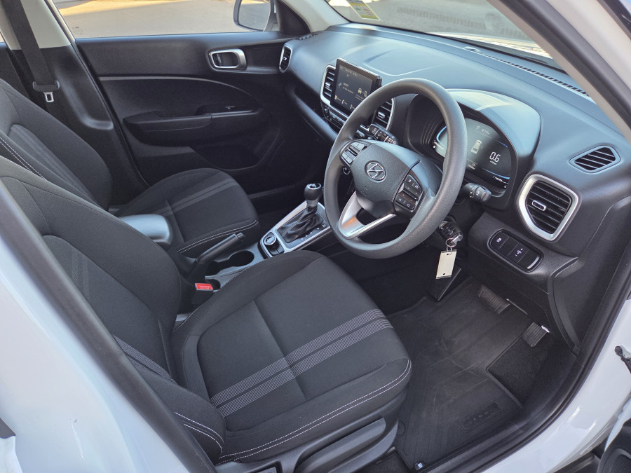 2025 Hyundai Venue QX.V5  SUV Image 9
