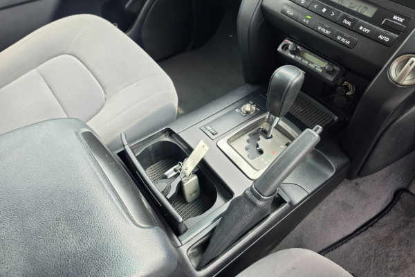 2011 MY10 Toyota LandCruiser VDJ200R GXL SUV Image 22