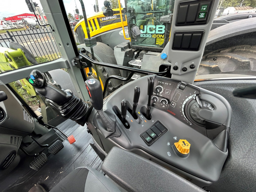 2026 CLAAS TRACTORS 4WD & FWA Image 12
