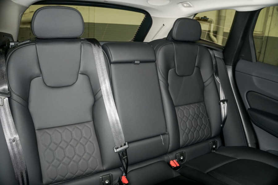 2025 MY26 Volvo XC60 UZ Plus B5 Bright SUV Image 9