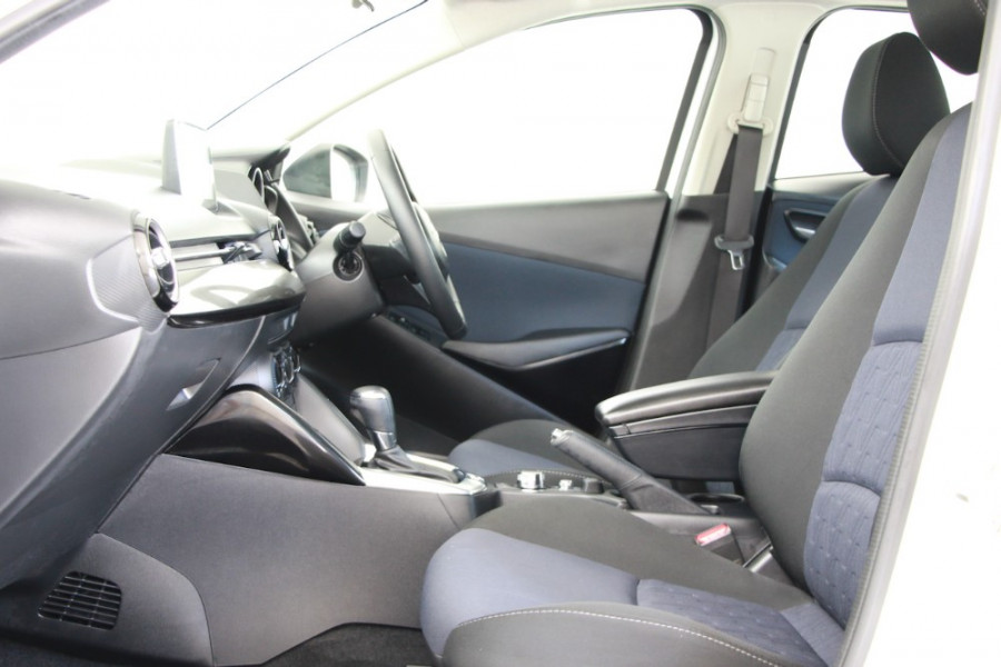 2016 Mazda 2 DJ2HAA Maxx Hatchback Image 6